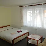 Centrum With Garage דירה